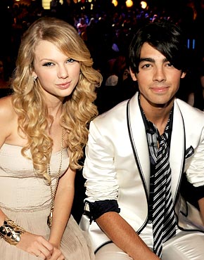 Taylor-Swift Taylor-Swift