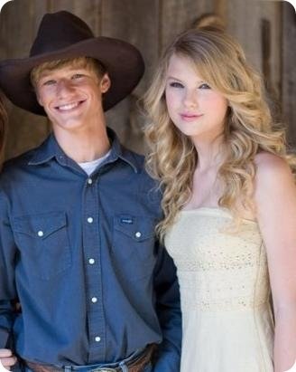 Taylor-Swift Taylor-Swift