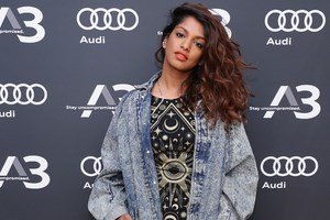 Shakira peinados